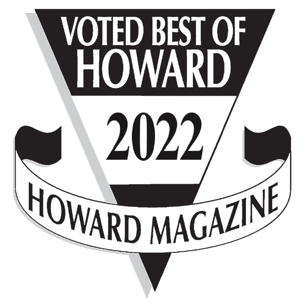 A badge that says voted best of howard 2 0 2 2